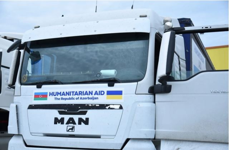 Azerbaycan Ukrayna'ya insanî yardım göndermeye devam ediyor