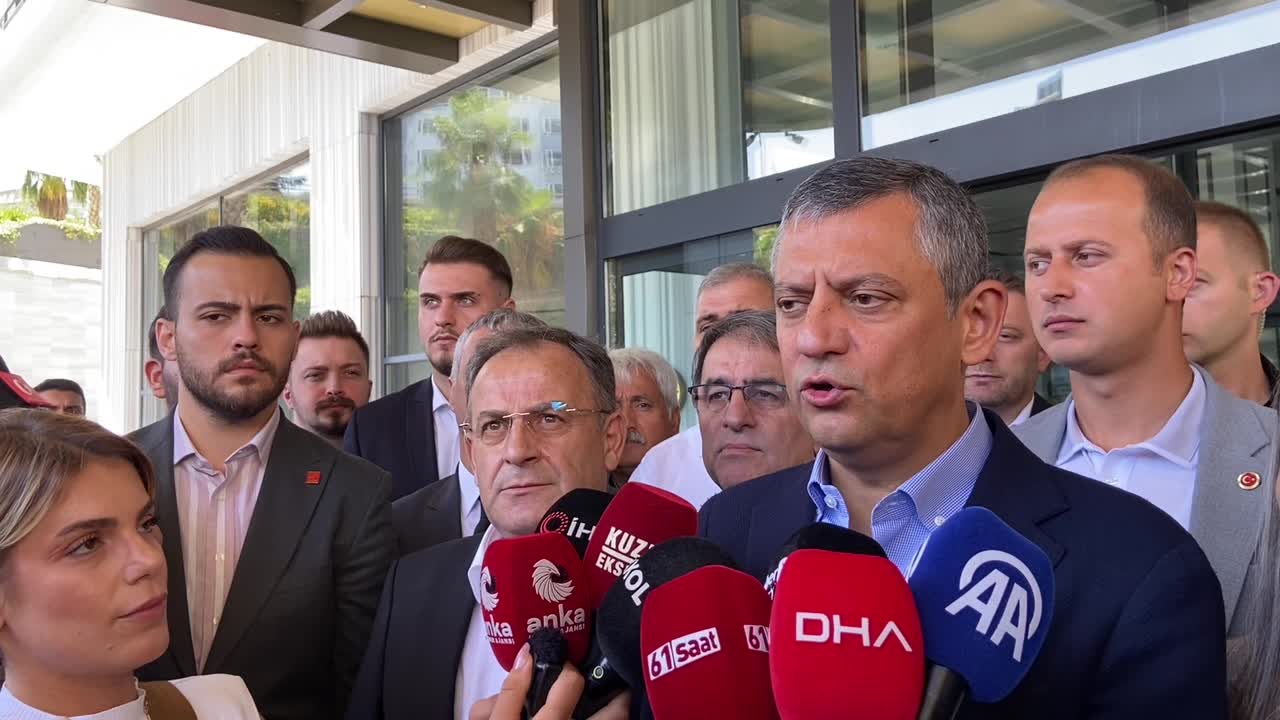 CHP Genel Başkanı Özgür Özel Trabzon’da