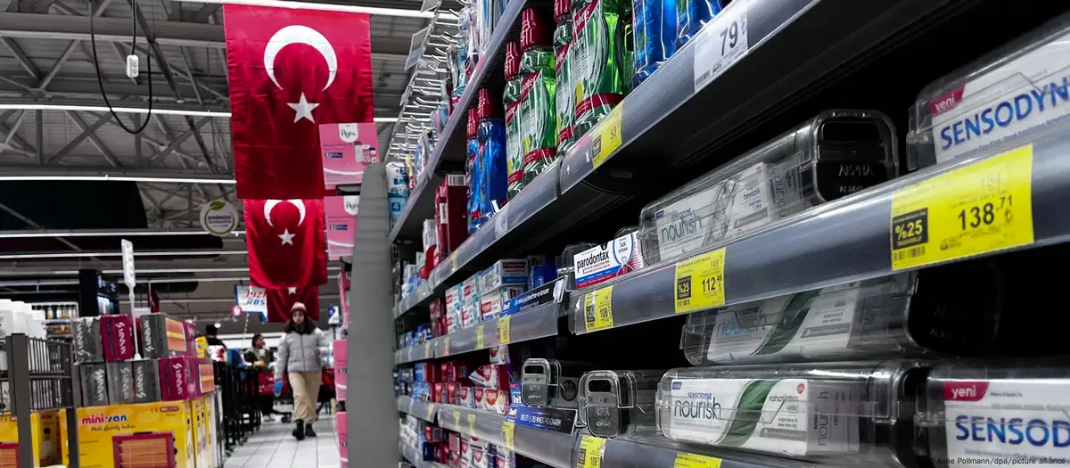 Enflasyon: TÜİK'e göre yüzde 32,9 ENAG'a göre iki katı