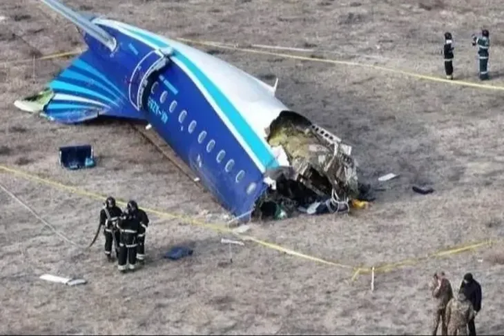 Rusya, AZAL uçağını vurduğunu kabul etti: Tazminatlar ödeniyor