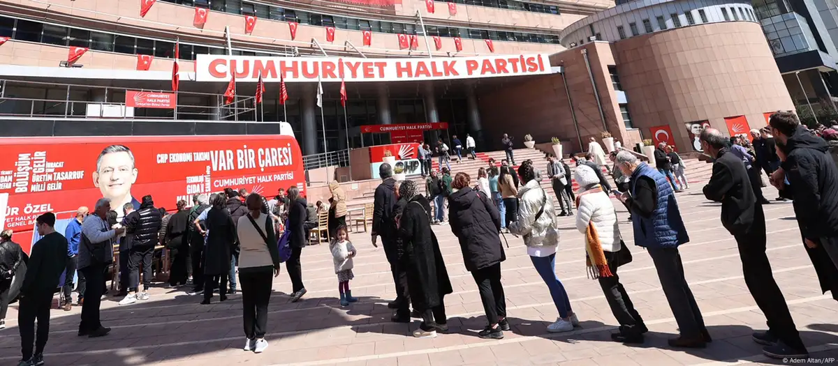 CHP bir kez daha olağanüstü kurultaya gidiyor