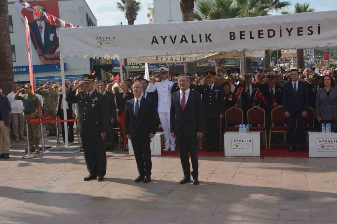 15 Eylül Ayvalık’ın Kurtuluşunun 103. Yılı Coşkuyla Kutlanıyor