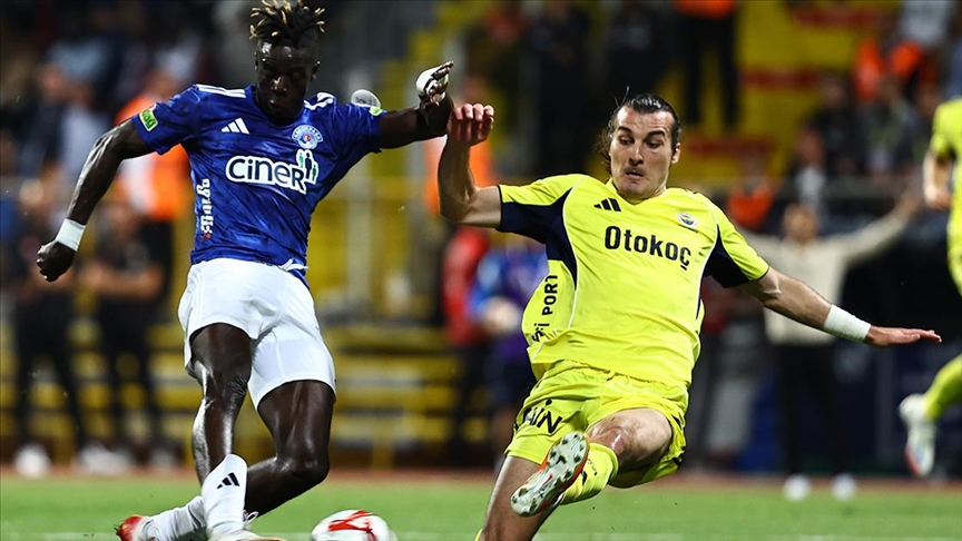 Kasımpaşa ile Fenerbahçe 1-1 berabere kaldı