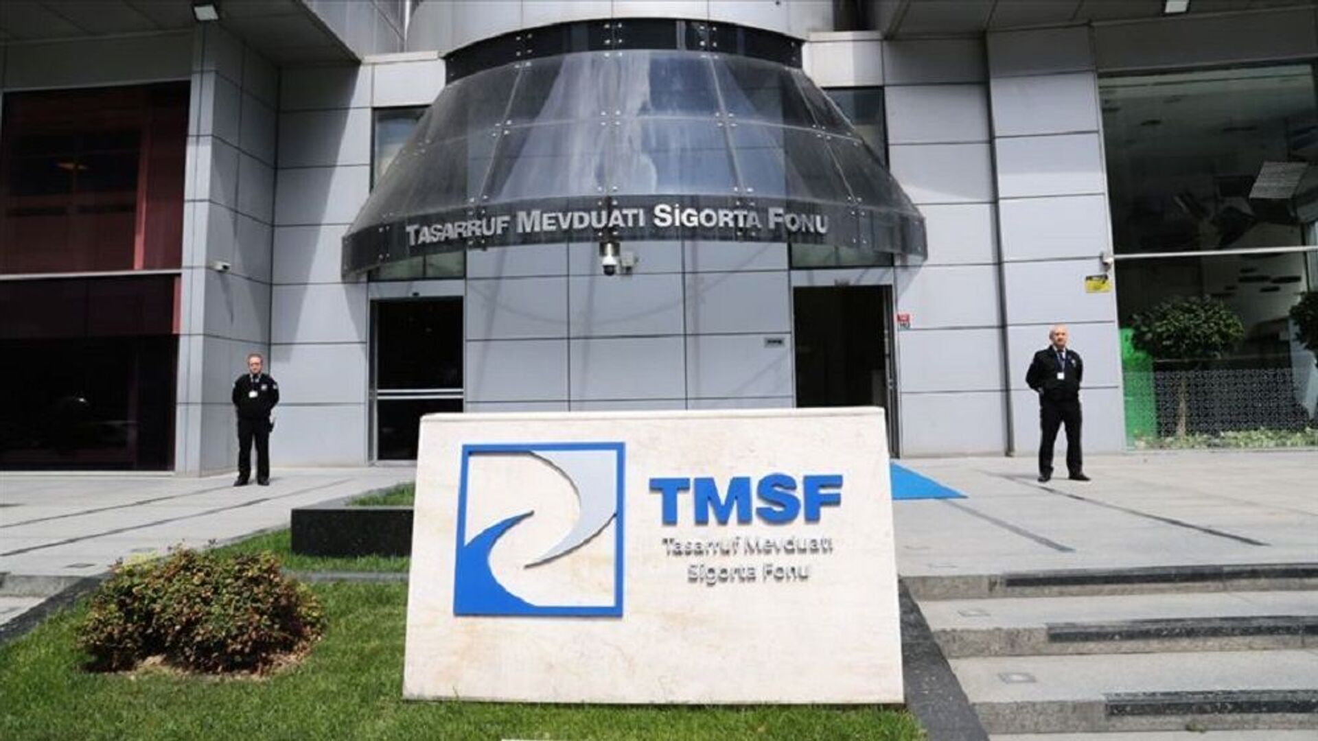 TMSF, 690 mağazası bulunan tekstil devini satışa sundu: 20 milyar 350 milyon TL muhammen bedel biçildi