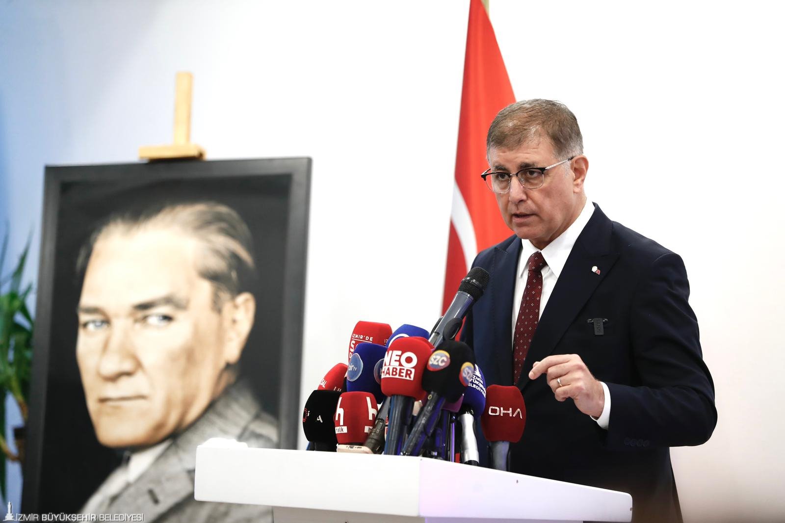 “İzmir’in atık sorununu aylar içinde kökten çözeceğiz”