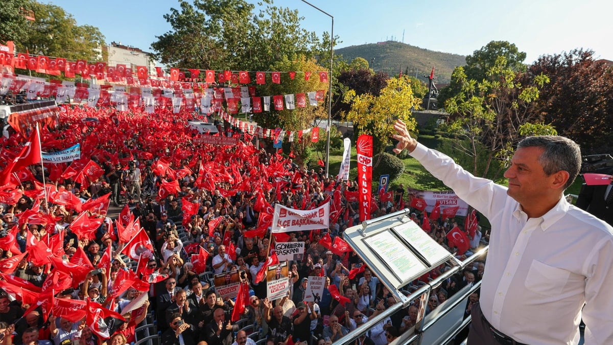 CHP'den Afyonkarahisar’da gövde gösterisi: CHP lideri Özel konuşuyor