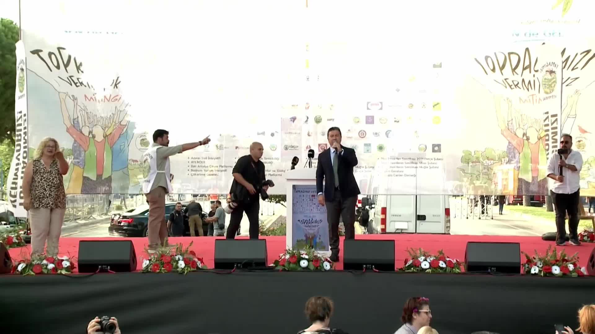 "Toprağımızı Vermiyoruz" mitingi...