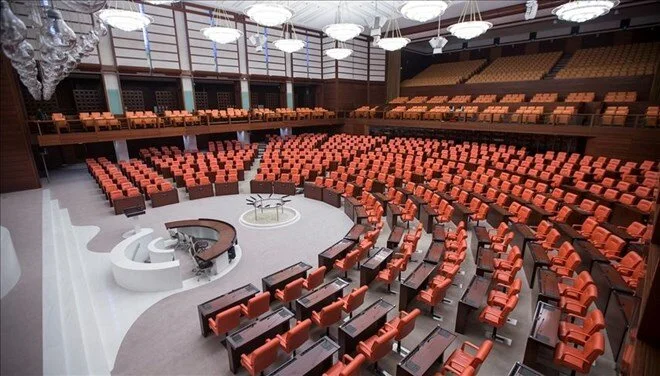 Meclis bugün açılıyor: CHP'den boykot kararı