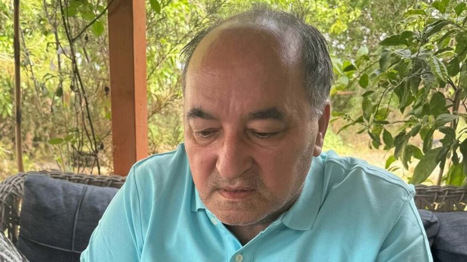 Yazar Ergün Poyraz, Özlem Çerçioğlu'nun evinin fotoğraflarını paylaştığı gerekçesiyle tutuklandı