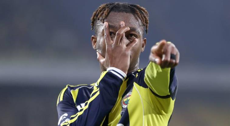 Fenerbahçe  Zirveye Adım adım: Fenerbahçe 4-2 Zecorner Kayserispor