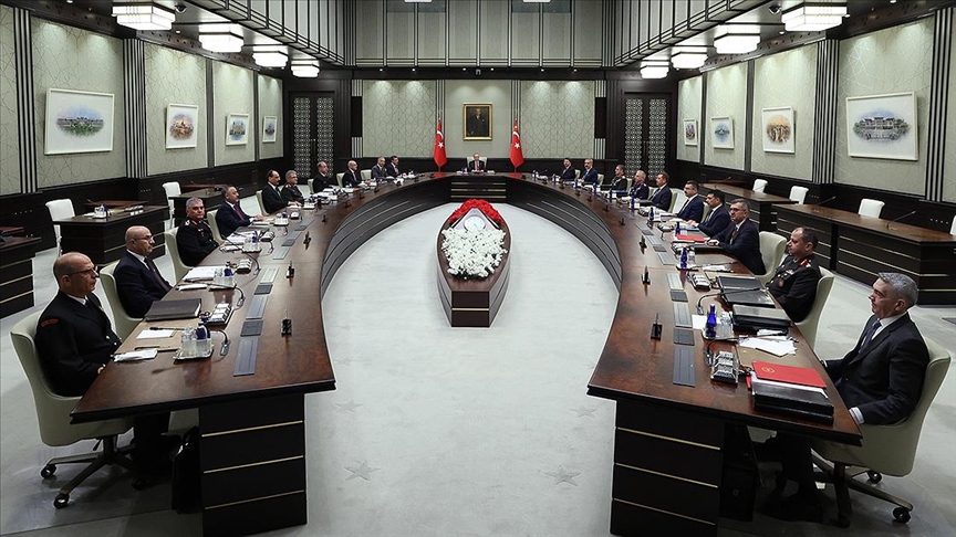 MGK bildirisi: Terörün tam, kalıcı biçimde sona erdirilmesi çalışmaları ele alındı.