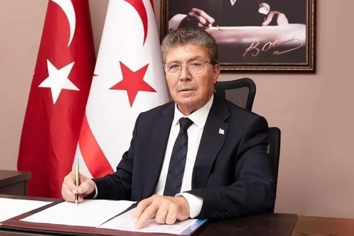 KKTC Başbakanı Üstel’den GKRY liderine “Kanlı Noel” tepkisi