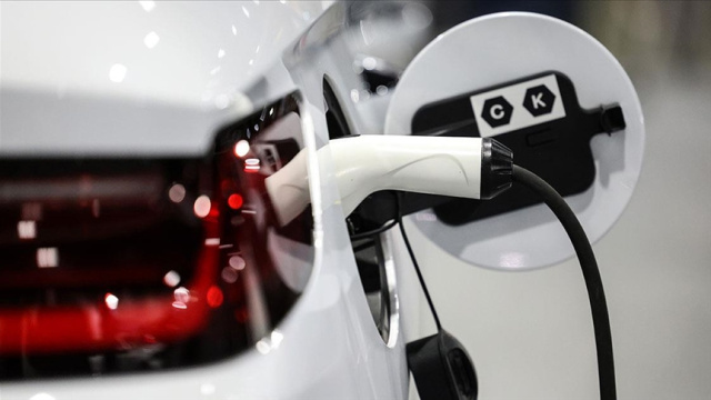 Çin'den elektrikli otomobillere enerji sınırı