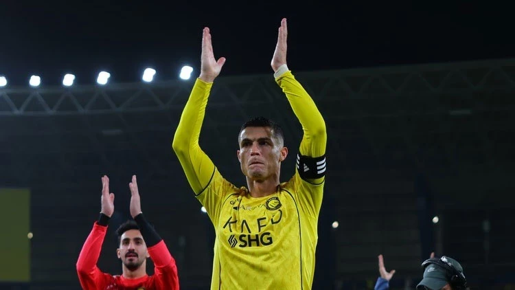 Ronaldo'dan geleceği hakkında açıklama: 'Zor olacak!'