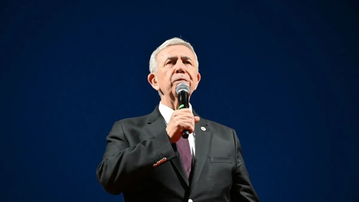 Mansur Yavaş: Ankara'da trafik sıkışıklığının nedeni AVM'lerin önü