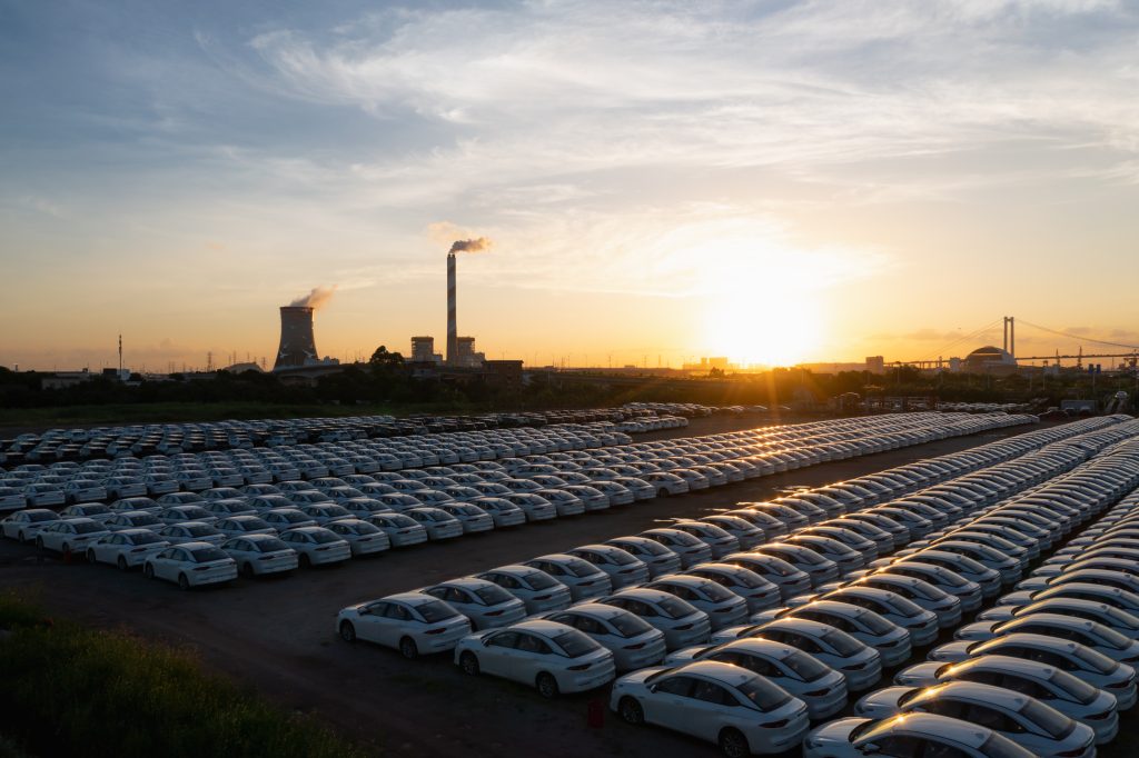 AB, Çin hibrit otomobillerine gümrük vergisi uygulamayı düşünüyor