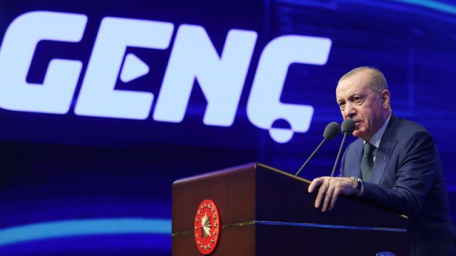 Erdoğan: Dijital oyunlar gençleri sanal bahis ve kumara sürüklüyor