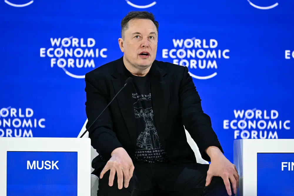 Davos’ta Elon Musk Sürprizi