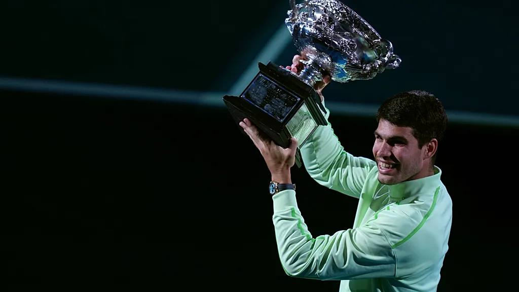 Alcaraz, Djokovic’i yenerek tarihe geçti: Kariyer Grand Slam’i tamamlayan en genç erkek tenisçi