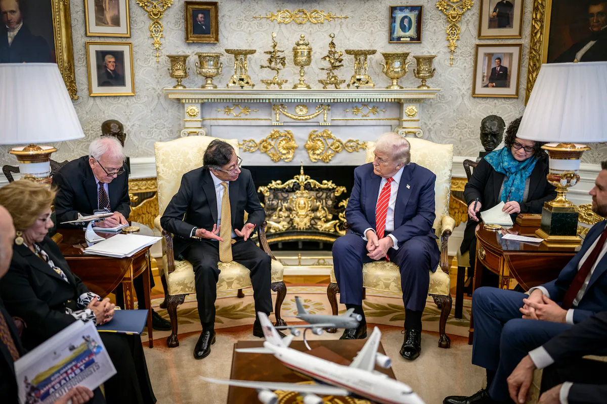 Trump ve Petro, ikili ilişkileri onarmayı amaçlayan Beyaz Saray görüşmesini tamamladı.