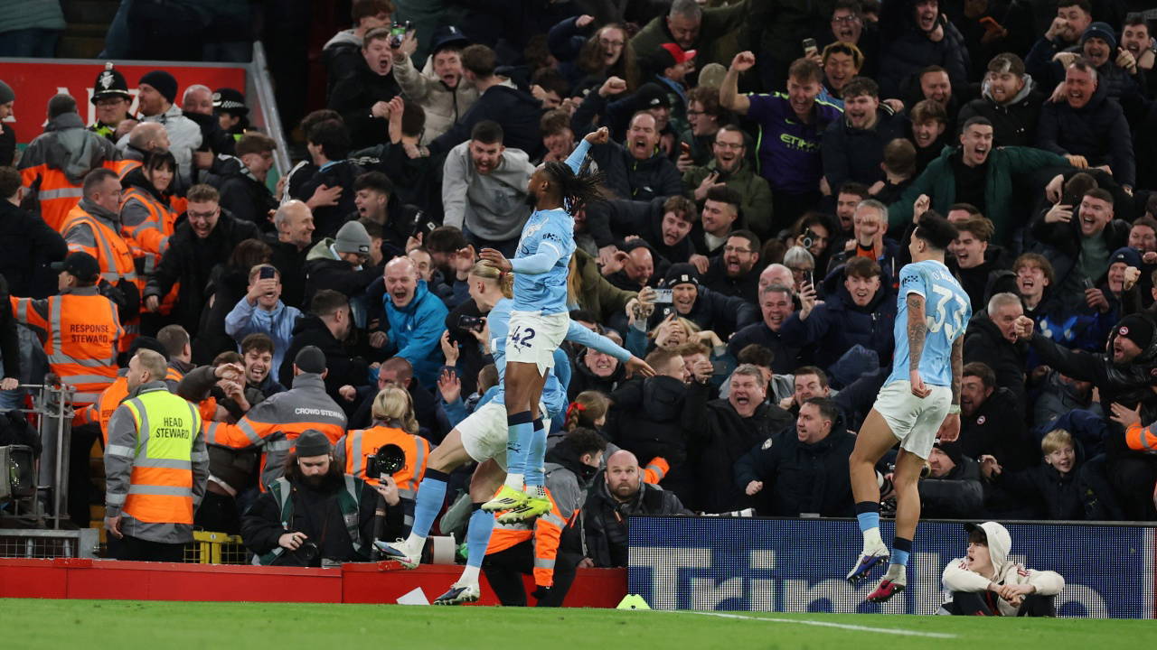 Liverpool üstünlüğünü koruyamadı...