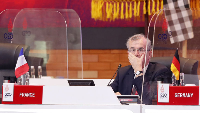 Fransa Merkez Bankası Başkanı Villeroy istifa etti