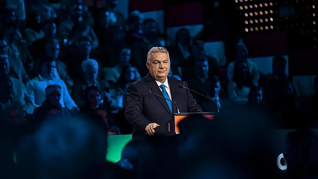 Orbán: Özgürlüğü sevenler doğudan değil Brüksel'den korkmalı