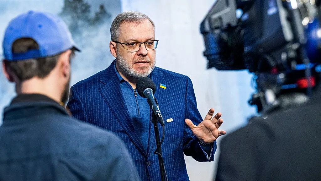 Eski Ukrayna Enerji Bakanı Halushchenko, ülkeden ayrılmaya çalışırken gözaltına alındı