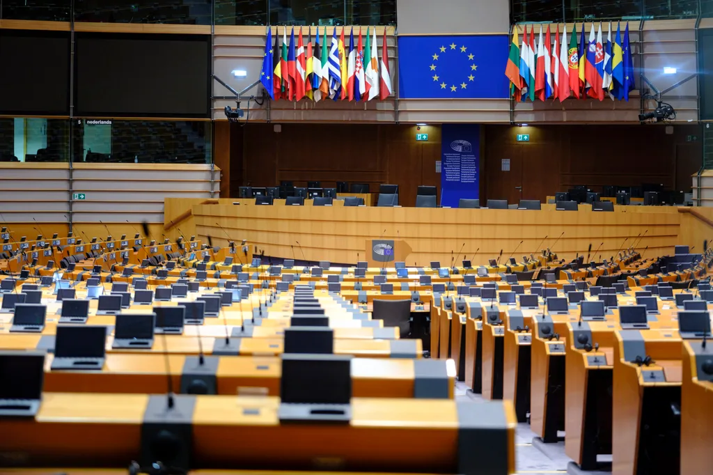 AB Parlamentosu, Trump'ın restini gördü ve yanıtı sert oldu