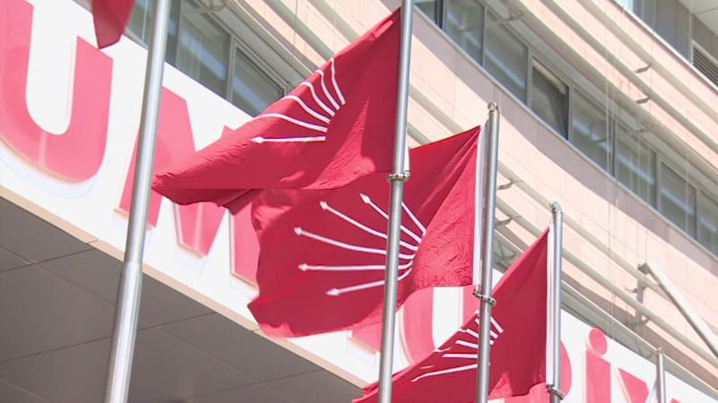 CHP'nin 'şaibeli' kurultay davası ertelendi