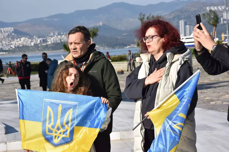 İzmir'de yaşayan Ukraynalılardan barış çağrısı