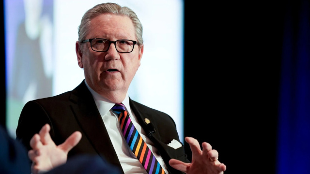 Fed/Schmid: Yapay zeka işgücü açığını dengeleyebilir