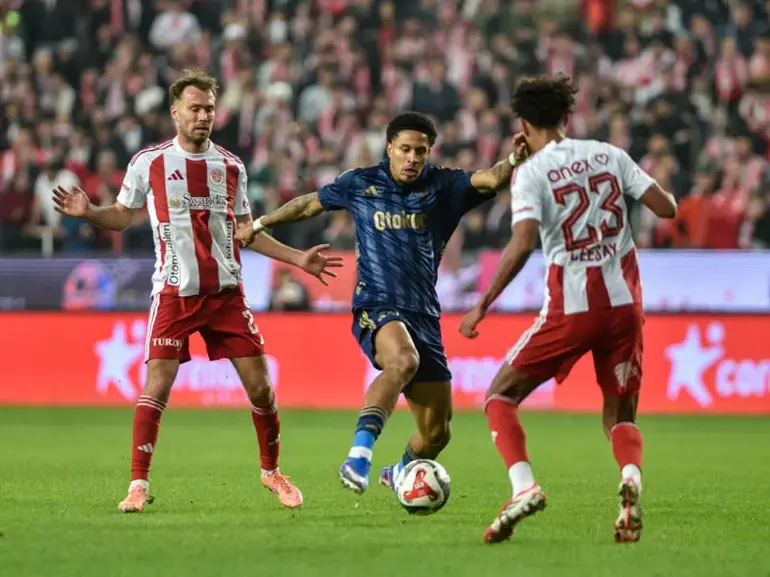 Fenerbahçe deplasmanda 1 puan ile yetindi