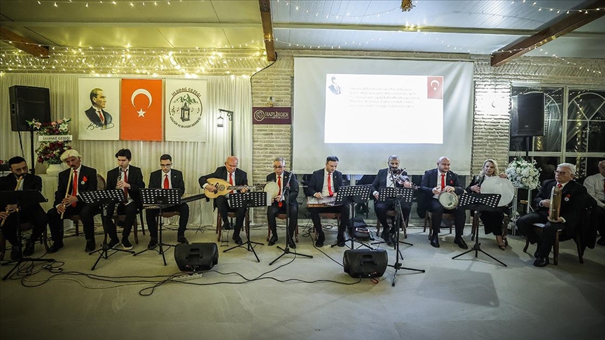 Bursa'nın 650 yıllık "gezek" geleneği, ramazan ayında da sürdürülüyor