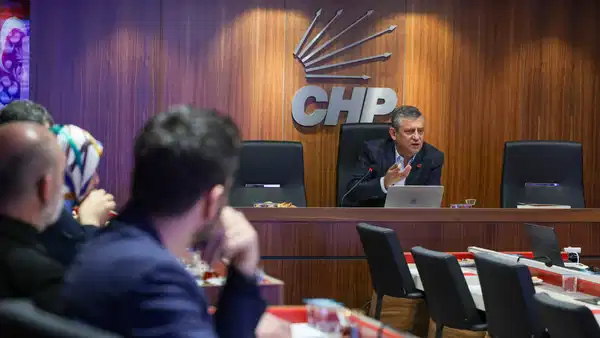 Özgür Özel, Dijital Dünya ve Güvenlik Toplantısı’na başkanlık etti