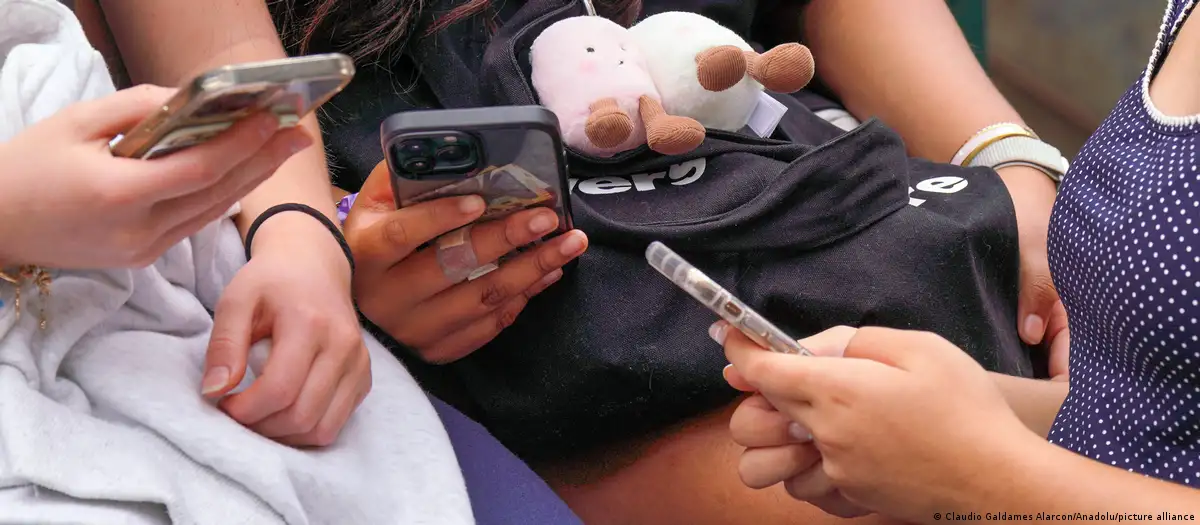 Avusturya: Bir ülke daha çocuklara sosyal medyayı yasaklıyor