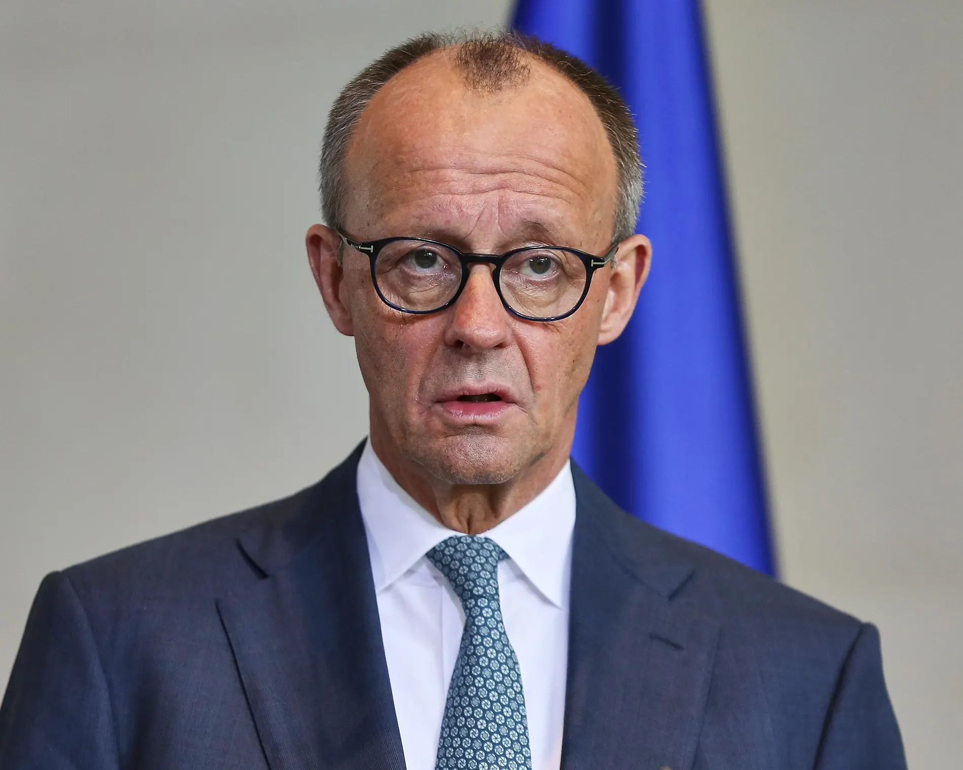 Merz, Almanya’daki Suriyelilerin “evlerine geri dönmesi” çağrısı sonrası eleştirildi