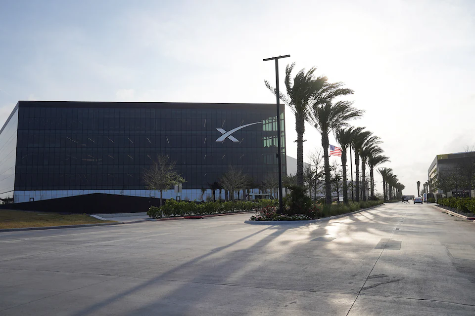 Elon Musk, yapay zekâ uzay veri merkezlerini finanse etmek için SpaceX’i halka açmak istiyor