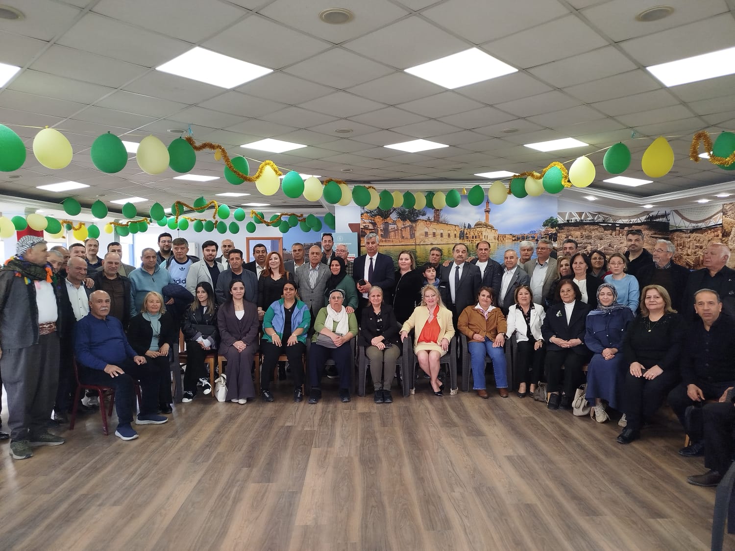 Ege Şanlıurfalılar Federasyonu 106. Kurtuluş Yılı Anma Buluşması büyük ilgi gördü.