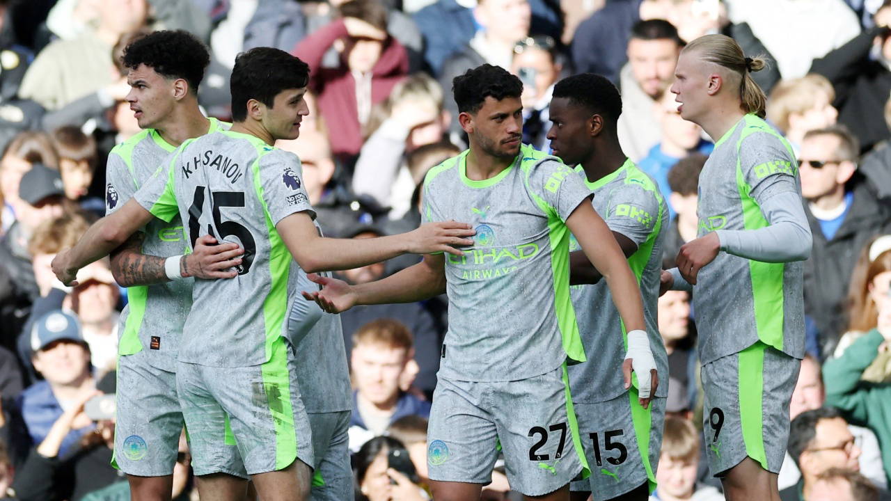 Londra'daki dev maçta kazanan Manchester City!