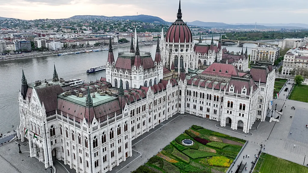 AB ile Peter Magyar, dondurulan fonlar için işbirliğinde anlaştı
