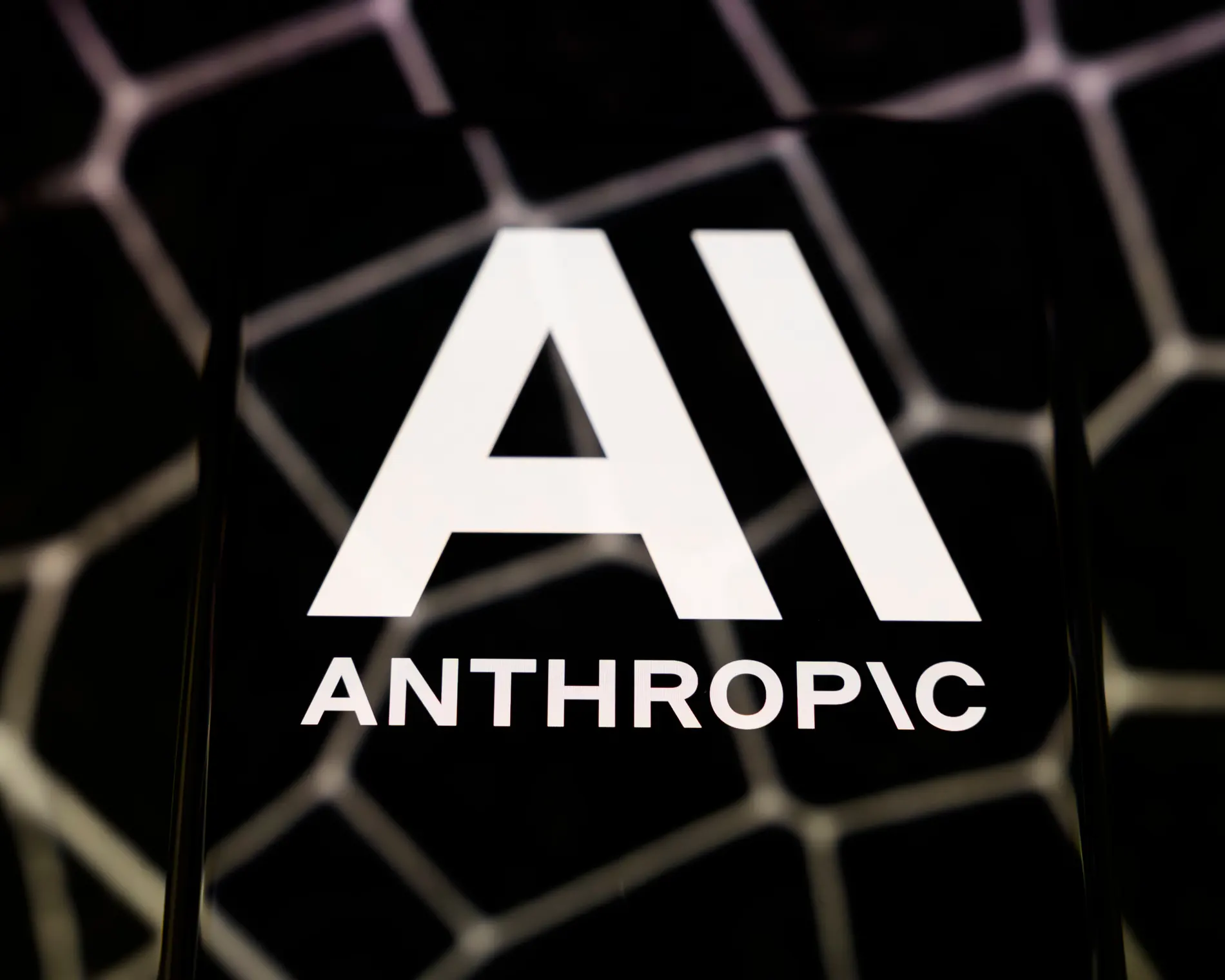Anthropic'in Yeni Mythos modeli: Siber Güvenlik Sorunu Mu?