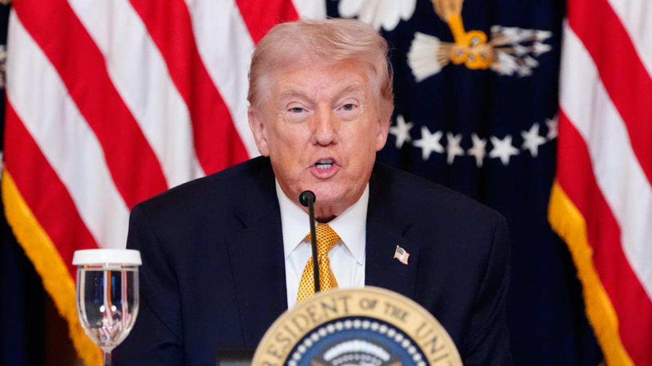 Trump, akaryakıt vergisinin askıya alınmasını istiyor