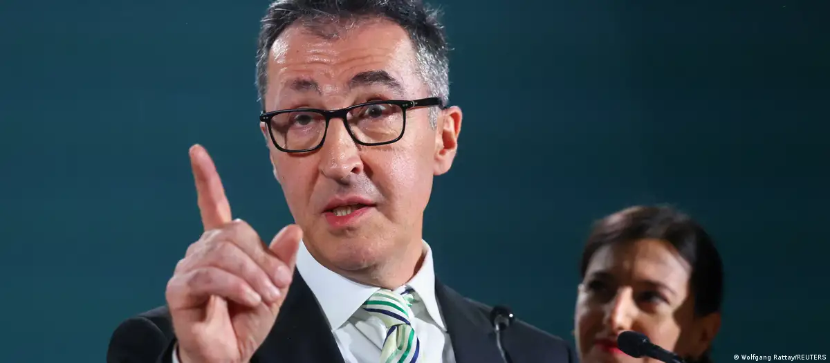 İlk Türkiye kökenli eyalet başbakanı Cem Özdemir kimdir?