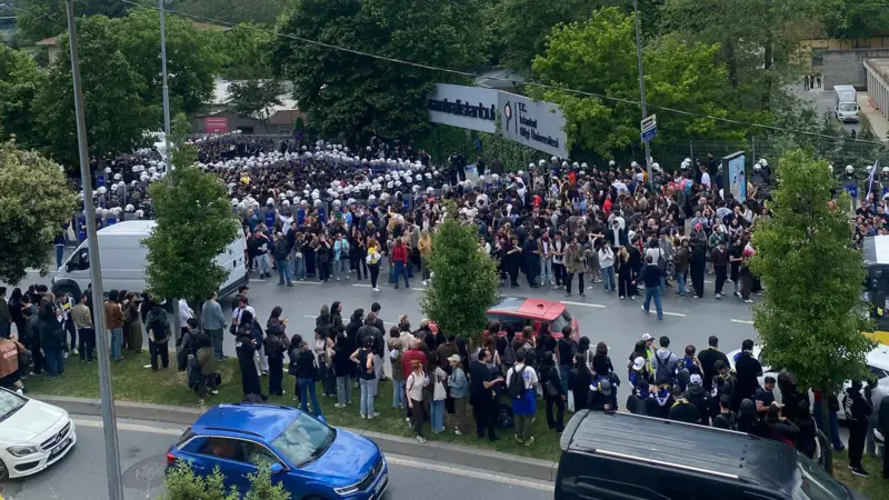 Bilgi Üniversitesi eylemlerinin üçüncü günü