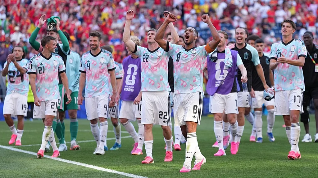 Belçika ve İspanya çeyrek finalde