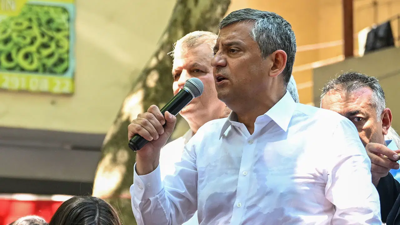 Özgür Özel'den savcılara mülakat iddiası