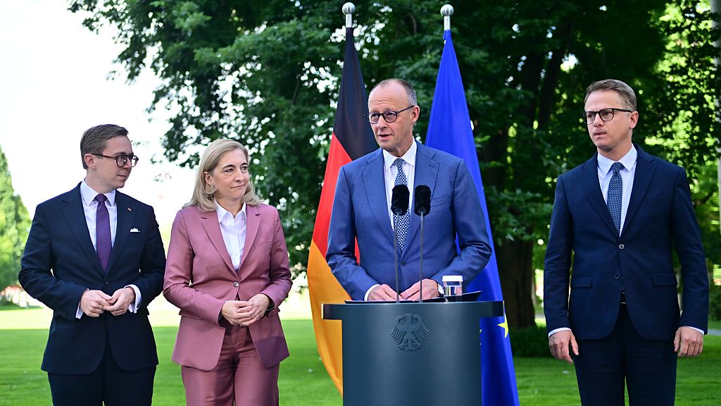 Merz, Kabinede Kapsamlı Bir Revizyon Yapacak