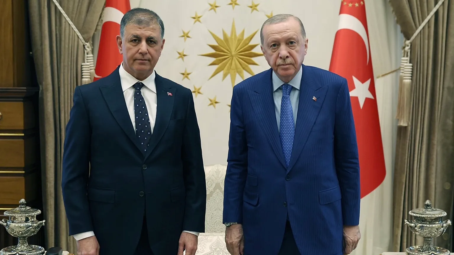 Cemil Tugay'ın AK Parti'ye katılacağı iddiası: Partiden İzmir paylaşımı