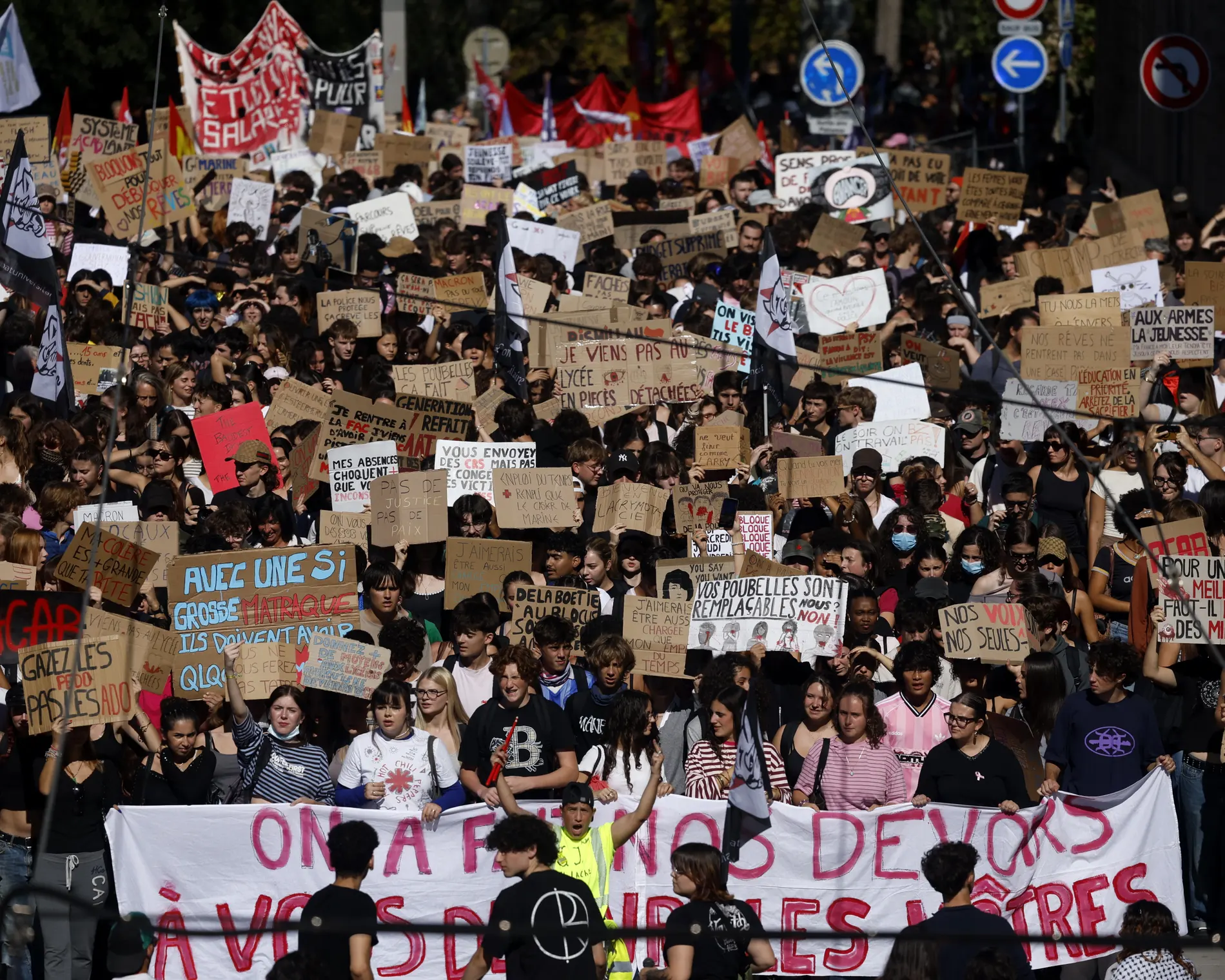 Fransa'daki okul protestoları üçüncü haftasında